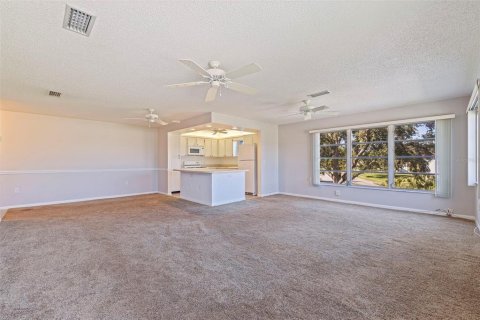 Condominio en venta en Saint Petersburg, Florida, 2 dormitorios, 114.73 m2 № 1823230 - foto 12