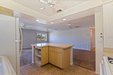 Condominio en venta en Saint Petersburg, Florida, 2 dormitorios, 114.73 m2 № 1823230 - foto 18