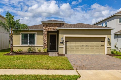 Casa en Davenport, Florida 4 dormitorios, 195.19 m2 № 2367528