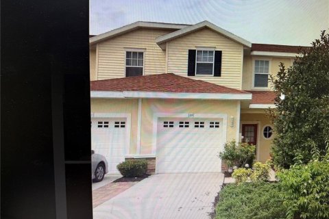 Townhouse in North Port, Florida 3 bedrooms, 134.34 sq.m. № 1777901 - photo 1
