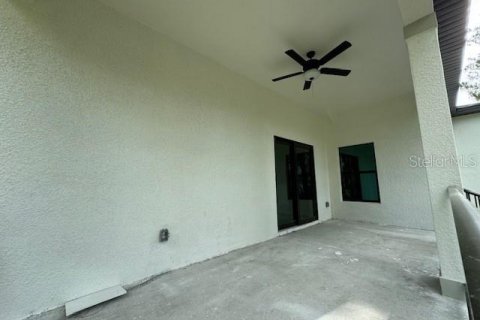 House in Port Charlotte, Florida 3 bedrooms, 159.05 sq.m. № 1276749 - photo 3