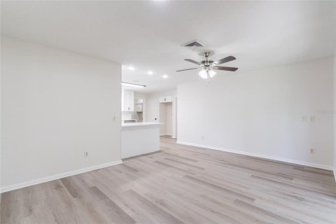 House in Lakeland, Florida 3 bedrooms, 154.12 sq.m. № 1805530 - photo 9