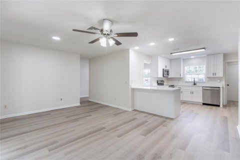 House in Lakeland, Florida 3 bedrooms, 154.12 sq.m. № 1805530 - photo 8