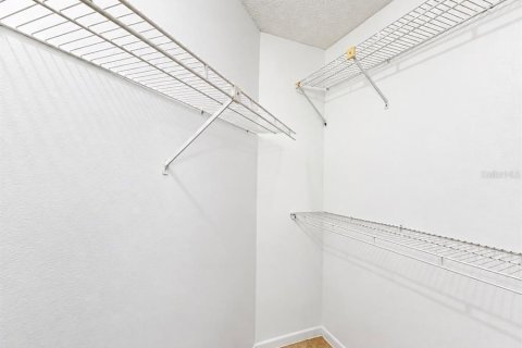 Condominio en alquiler en Orlando, Florida, 2 dormitorios, 76.18 m2 № 2411621 - foto 8