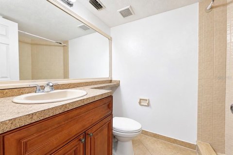 Condominio en alquiler en Orlando, Florida, 2 dormitorios, 76.18 m2 № 2411621 - foto 11