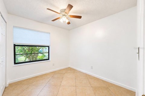 Condominio en alquiler en Orlando, Florida, 2 dormitorios, 76.18 m2 № 2411621 - foto 10