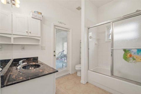 Villa ou maison à vendre à Valrico, Floride: 4 chambres, 208.38 m2 № 2413541 - photo 16