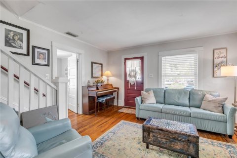 Casa en venta en New Smyrna Beach, Florida, 4 dormitorios, 131.18 m2 № 1918158 - foto 10