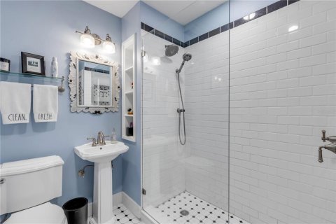 Casa en venta en New Smyrna Beach, Florida, 4 dormitorios, 131.18 m2 № 1918158 - foto 23