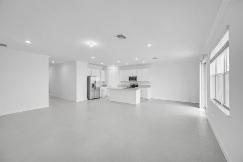 Villa ou maison à louer à St. Lucie, Floride: 4 chambres, 168.06 m2 № 2390169 - photo 15