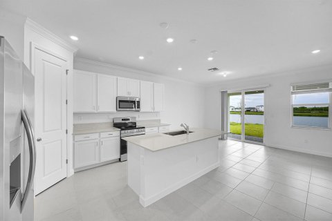 Villa ou maison à louer à St. Lucie, Floride: 4 chambres, 168.06 m2 № 2390169 - photo 20