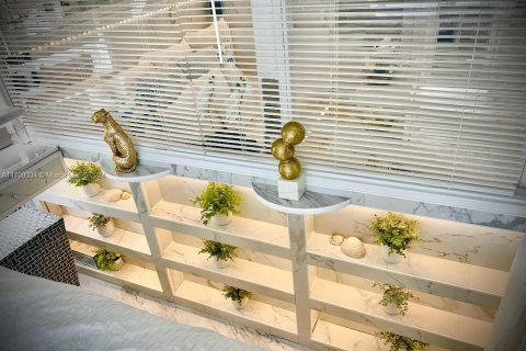 Condominio en venta en Sunny Isles Beach, Florida, 1 dormitorio, 33.44 m2 № 1959981 - foto 27