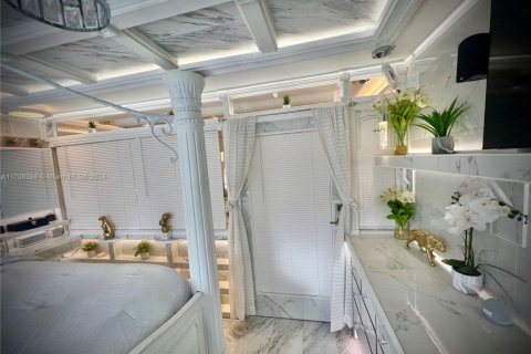 Condominio en venta en Sunny Isles Beach, Florida, 1 dormitorio, 33.44 m2 № 1959981 - foto 28