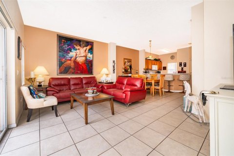 Touwnhouse à vendre à Kissimmee, Floride: 3 chambres, 120.77 m2 № 2299198 - photo 9