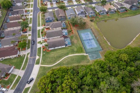 Touwnhouse à vendre à Kissimmee, Floride: 3 chambres, 120.77 m2 № 2299198 - photo 23