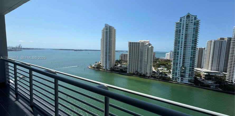 Condo in Miami, Florida, 1 bedroom  № 2039705