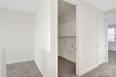 Townhouse in Parrish, Florida 3 bedrooms, 167.87 sq.m. № 1158616 - photo 9