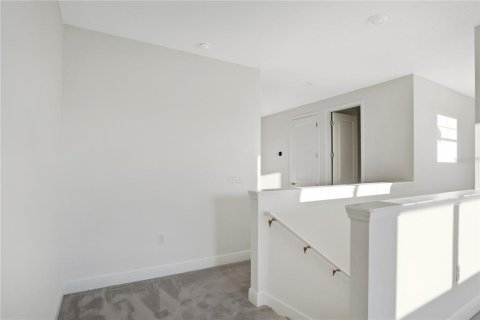 Townhouse in Parrish, Florida 3 bedrooms, 167.87 sq.m. № 1158616 - photo 7