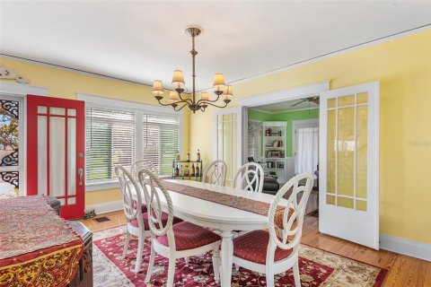House in Lake Hamilton, Florida 4 bedrooms, 207.92 sq.m. № 1643357 - photo 13
