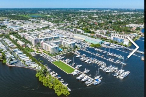 Adosado en venta en Lantana, Florida, 3 dormitorios, 149.85 m2 № 2147165 - foto 25
