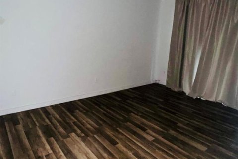 Condo in North Bay Village, Florida, 1 bedroom № 2083564 - photo 4