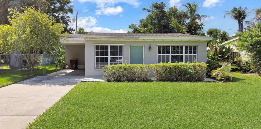 Villa ou maison à Vero Beach, Floride 2 chambres, 85.28 m2 № 2386861