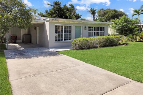 Villa ou maison à louer à Vero Beach, Floride: 2 chambres, 85.28 m2 № 2386861 - photo 2
