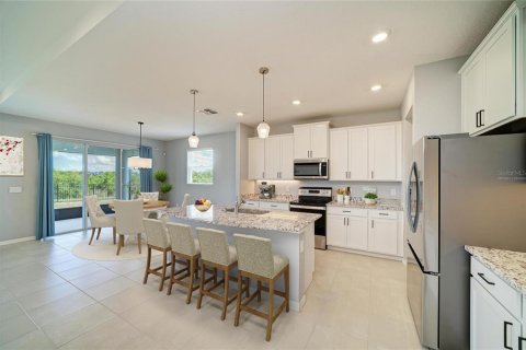 House in Bradenton, Florida 5 bedrooms, 305.56 sq.m. № 2228330 - photo 16