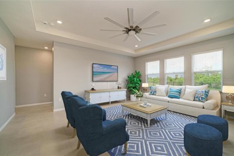 House in Bradenton, Florida 5 bedrooms, 305.56 sq.m. № 2228330 - photo 11