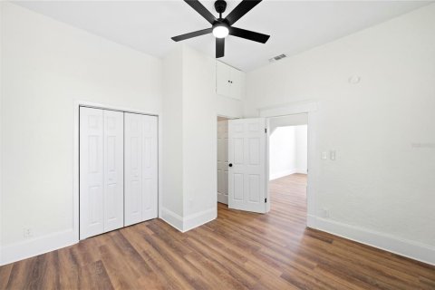 Casa en venta en Tampa, Florida, 3 dormitorios, 110.18 m2 № 2230503 - foto 25