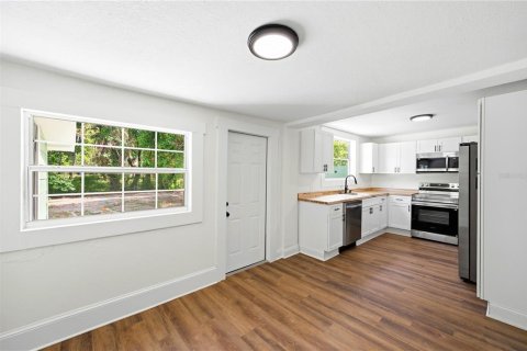 Casa en venta en Tampa, Florida, 3 dormitorios, 110.18 m2 № 2230503 - foto 7