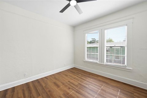 Casa en venta en Tampa, Florida, 3 dormitorios, 110.18 m2 № 2230503 - foto 26