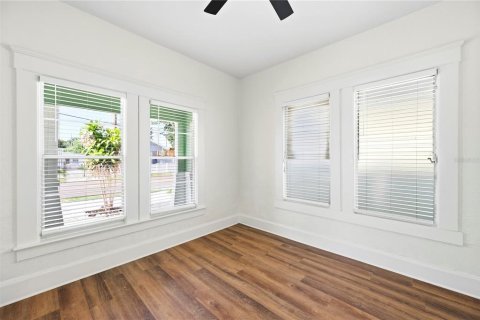 Casa en venta en Tampa, Florida, 3 dormitorios, 110.18 m2 № 2230503 - foto 13