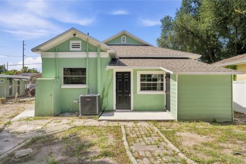 Casa en venta en Tampa, Florida, 3 dormitorios, 110.18 m2 № 2230503 - foto 30