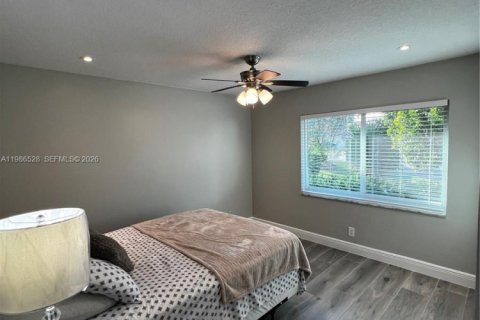 Купить виллу или дом в Корал-Спрингс, Флорида 3 спальни, 166.3м2, № 2050424 - фото 13