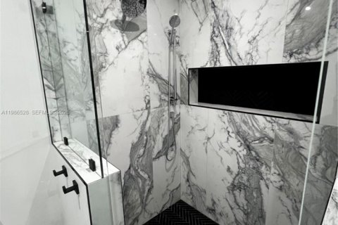 Купить виллу или дом в Корал-Спрингс, Флорида 3 спальни, 166.3м2, № 2050424 - фото 10