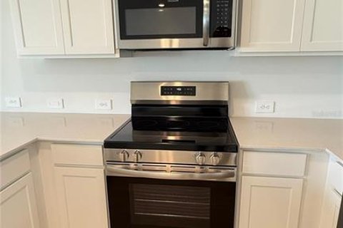 Adosado en alquiler en Davenport, Florida, 3 dormitorios, 128.02 m2 № 2117607 - foto 9