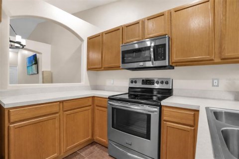 Condo in Kissimmee, Florida, 3 bedrooms № 2109706 - photo 6