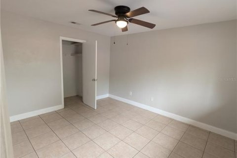 Appartement à louer à Gainesville, Floride: 2 chambres, 72.19 m2 № 2284145 - photo 3