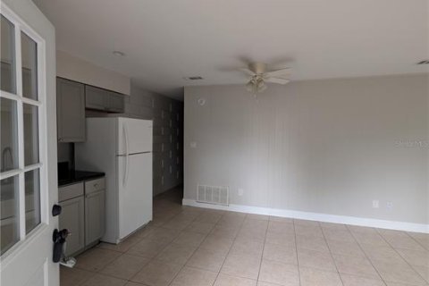 Appartement à louer à Gainesville, Floride: 2 chambres, 72.19 m2 № 2284145 - photo 12