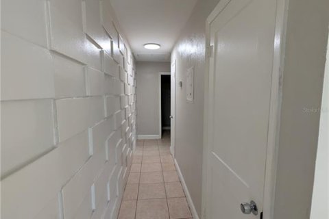 Appartement à louer à Gainesville, Floride: 2 chambres, 72.19 m2 № 2284145 - photo 6