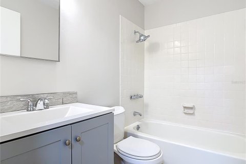 House in Port Orange, Florida 2 bedrooms, 95.88 sq.m. № 1800165 - photo 24