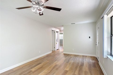 House in Port Orange, Florida 2 bedrooms, 95.88 sq.m. № 1800165 - photo 20