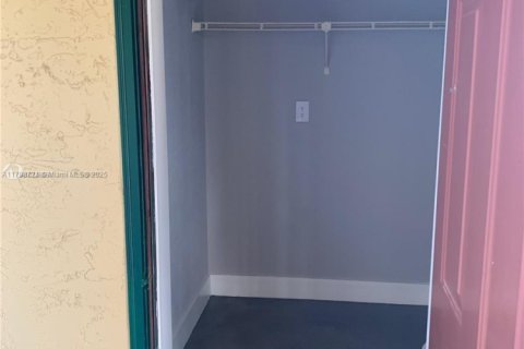 Condominio en venta en Coral Springs, Florida, 2 dormitorios, 91.04 m2 № 1863386 - foto 14