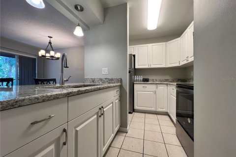 Condominio en alquiler en Deltona, Florida, 2 dormitorios, 83.33 m2 № 2277499 - foto 4