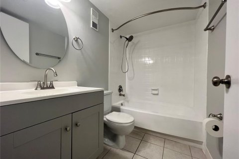 Condominio en alquiler en Deltona, Florida, 2 dormitorios, 83.33 m2 № 2277499 - foto 7
