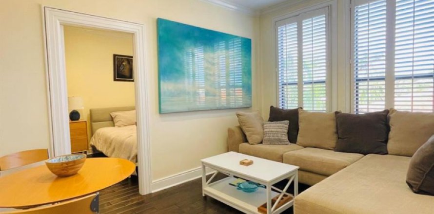 Condo in Palm Beach, Florida, 2 bedrooms  № 2187262