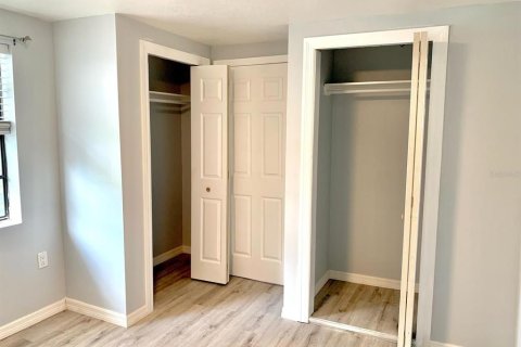 Immobilier commercial à vendre à Bradenton, Floride: 2 chambres, 133.78 m2 № 1833620 - photo 11