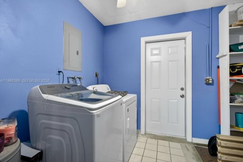 Купить виллу или дом в Тамарак, Флорида 2 спальни, 156.26м2, № 2048712 - фото 26