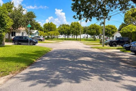 Appartement à louer à Pompano Beach, Floride: 2 chambres, 154.68 m2 № 2407347 - photo 2